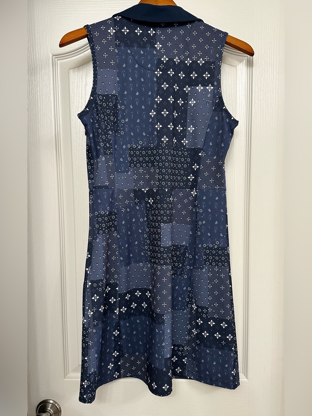 G/FORE Print Sleeveless Golf Polo Dress - Picture 2 of 3